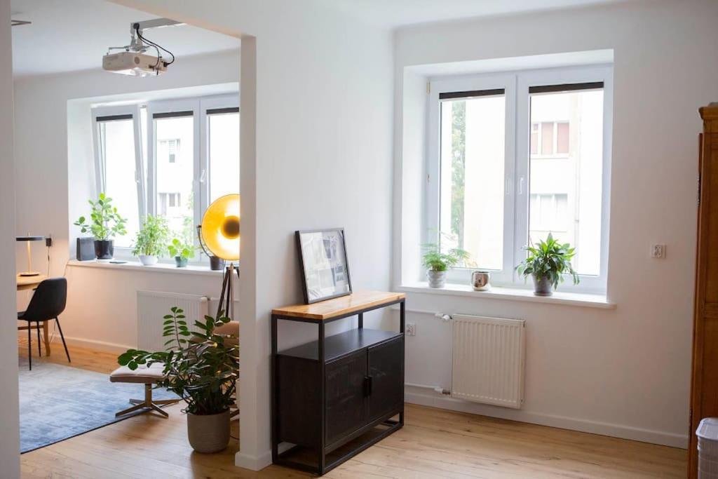 Studio In Wola Lägenhet
