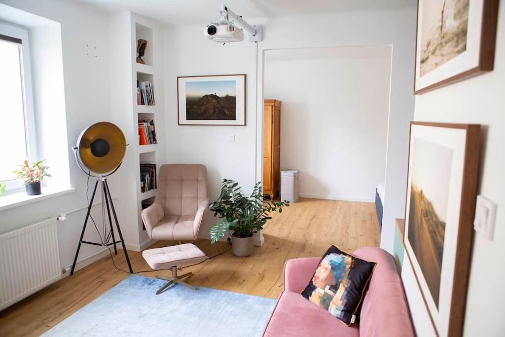 Butas Studio In Wola